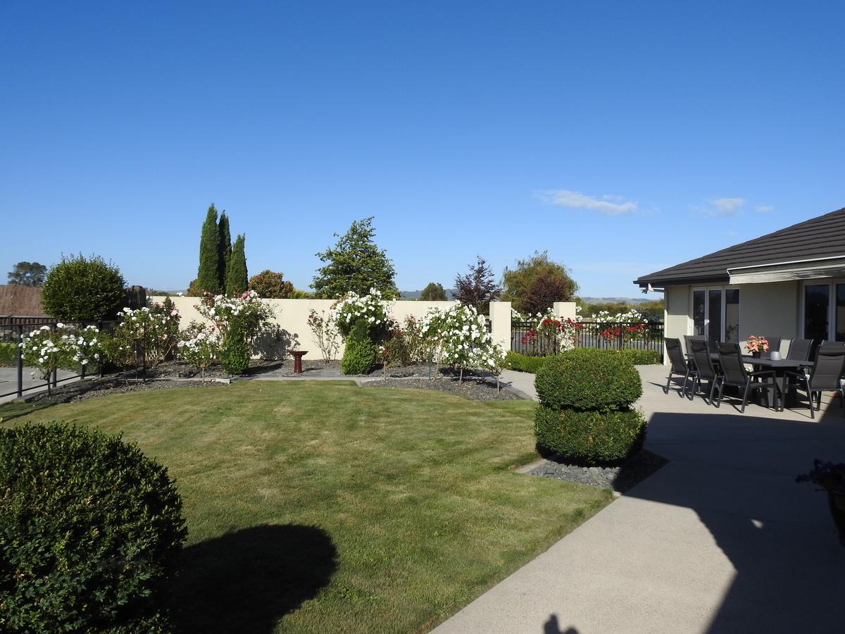 Grasslands Bed & Breakfast Cambridge Exterior photo